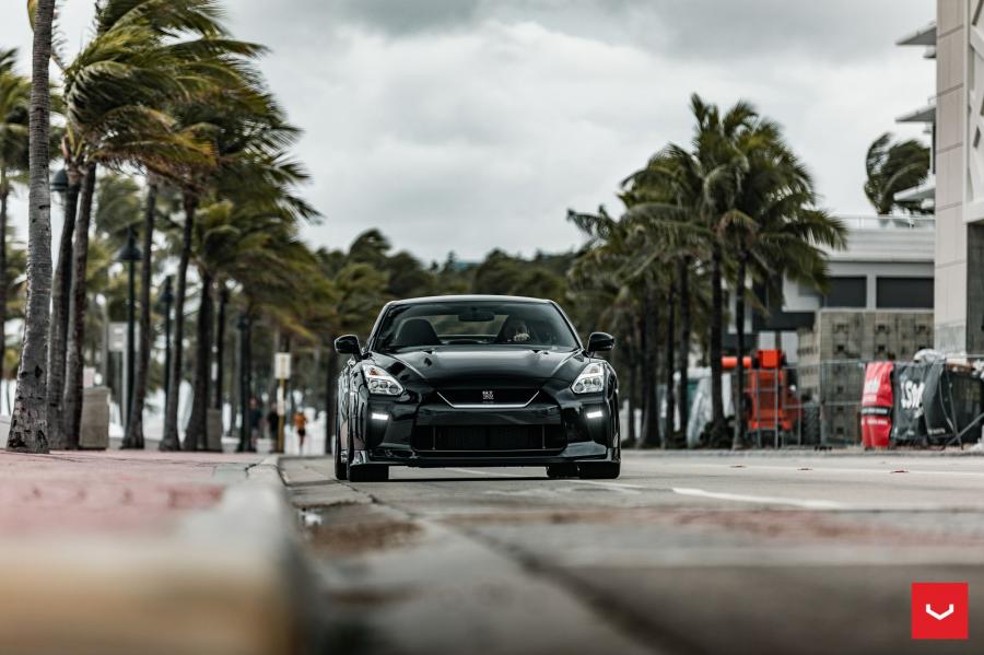  Nissan GT-R on Vossen Wheels (HF-5) 2020 года  (фото 35 из 48)